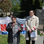 Opolski Marsz Niepodległości 2011_przemawia Jadwiga Chmielowska [fot. G. Bieniarz]