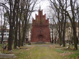 Cmentarz na Wrocławskiej w Opolu fot. T. Kwiatek