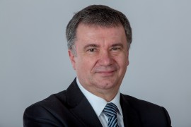 Dr Krzysztof Kawęcki